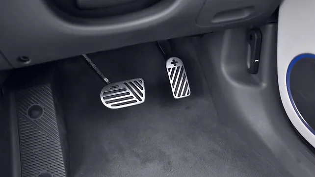 Hyundai Ioniq 5 Pedals/Foot Controls