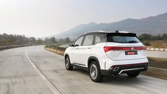 MG Hector Left Rear Three Quarter