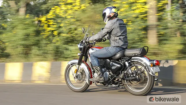 Royal Enfield Classic 350 Left Rear Three Quarter Royal Enfield Classic 350 Left Rear Three Quarter