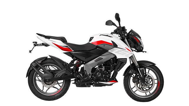 Bajaj Pulsar NS160 Right Side View