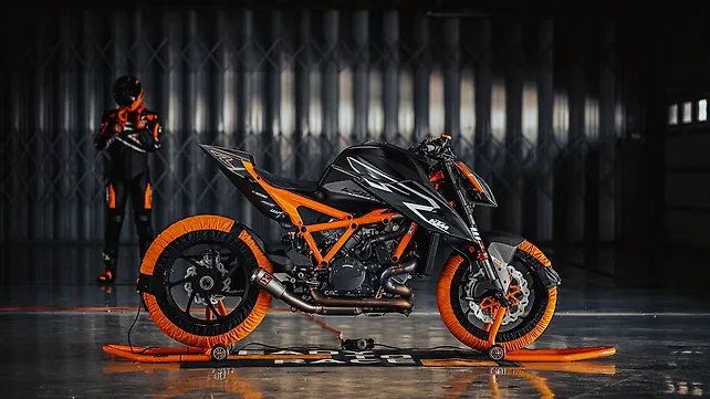 KTM Right Side View KTM Right Side View