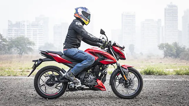 Hero Splendor Plus Right Side View Hero Splendor Plus Right Side View