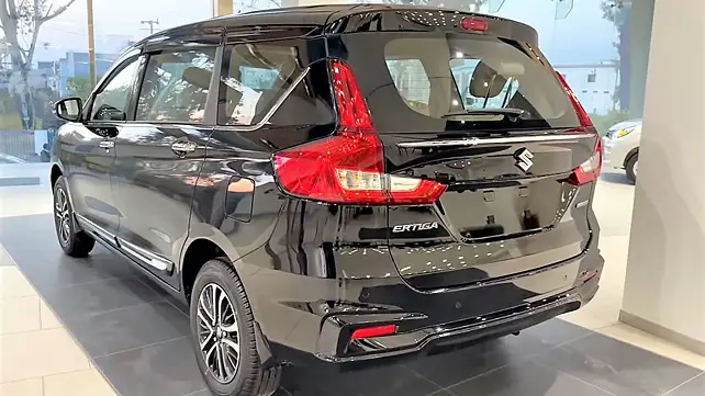 Maruti की, 26KMPL माइलेज, दमदार इंजन और कीमत के साथ लॉन्च की किफायती MPV!
