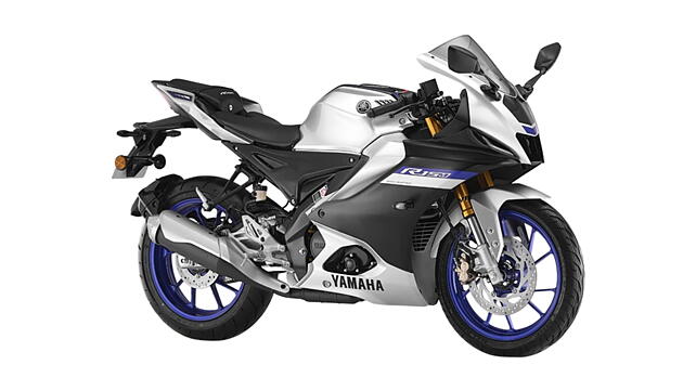 Yamaha R15 V4 Right Side View