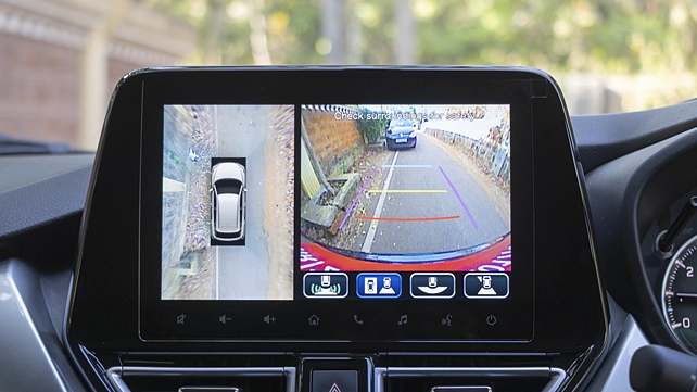 Maruti Suzuki Fronx 360-Degree Camera Control