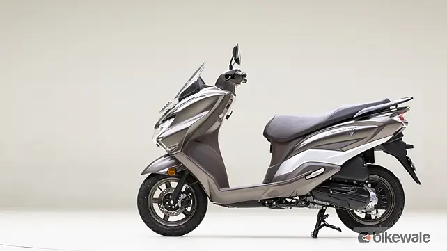 Suzuki Burgman Street 125 Left Side View