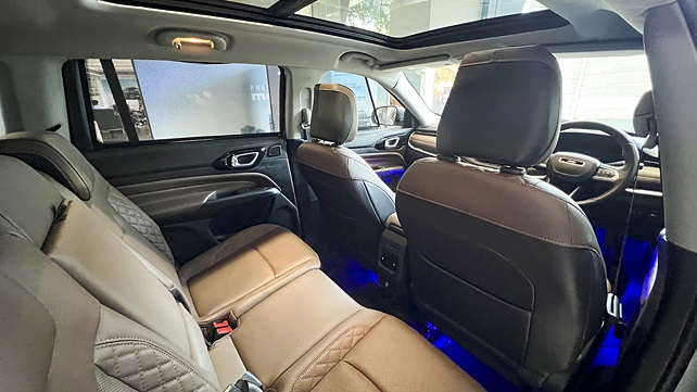 Jeep Meridian Second Row Seats Jeep Meridian Second Row Seats