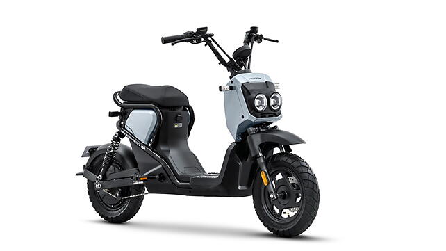 Honda Activa Electric Right Side View