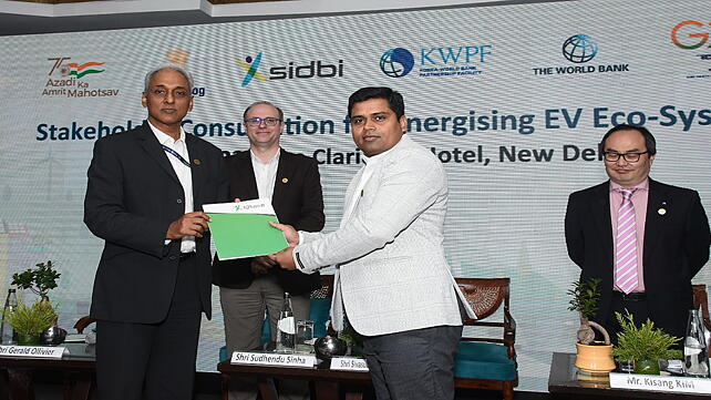 SIDBI and PURE EV officials at the  Evolution programme