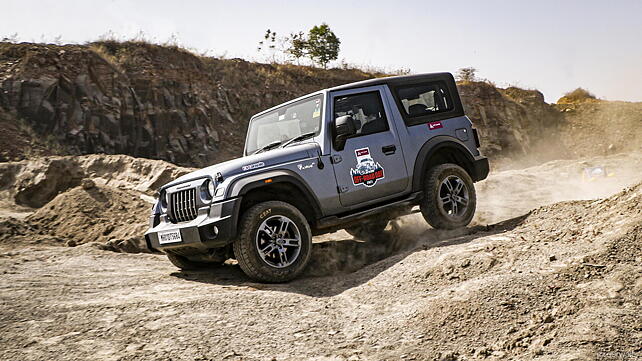 Mahindra Thar and Maruti Jimny compared. What's different? - CarWale