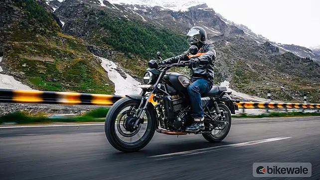 Royal Enfield Himalayan 450 Left Front Three Quarter Royal Enfield Himalayan 450 Left Front Three Quarter