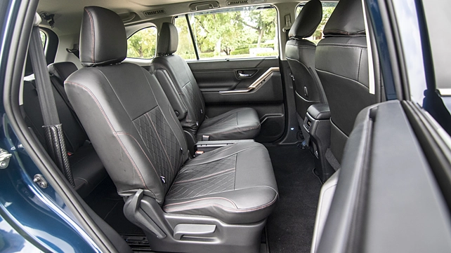 Maruti Suzuki Invicto Second Row Seats Maruti Suzuki Invicto Second Row Seats