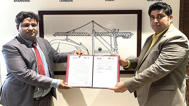 MoU signing between officials