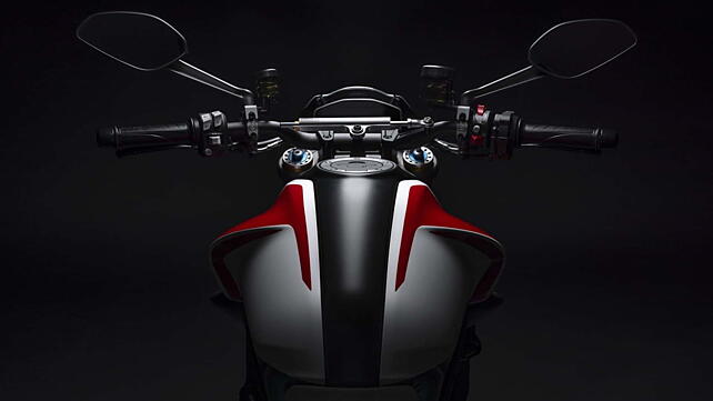 Ducati Monster BS6 Open Fuel Lid
