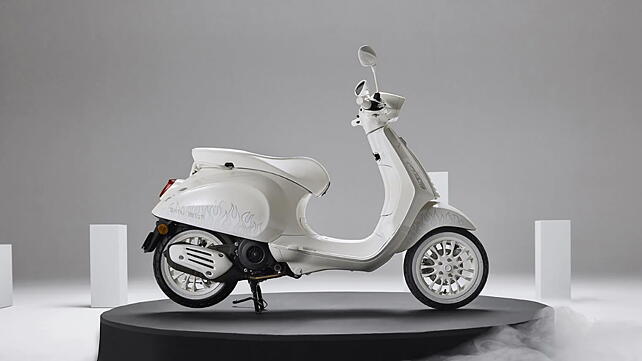 Piaggio launches new special edition Vespa X Justin Bieber scooter -  BikeWale