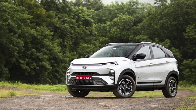 Tata Nexon EV Facelift Right Front Three Quarter Tata Nexon EV Facelift Right Front Three Quarter
