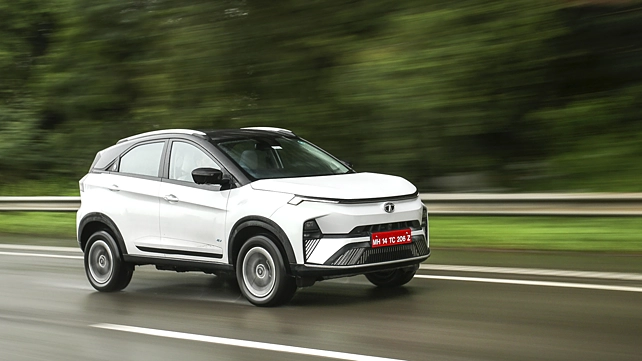 Tata Nexon EV Facelift Right Front Three Quarter Tata Nexon EV Facelift Right Front Three Quarter
