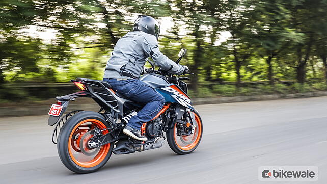 Ktm duke 390 discount helmet