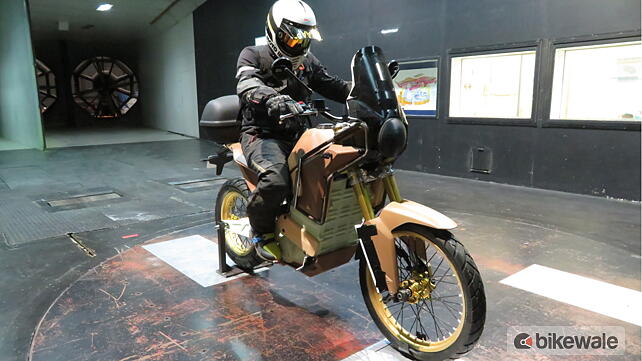 Royal Enfield Himalayan Electric Right Front Three Quarter