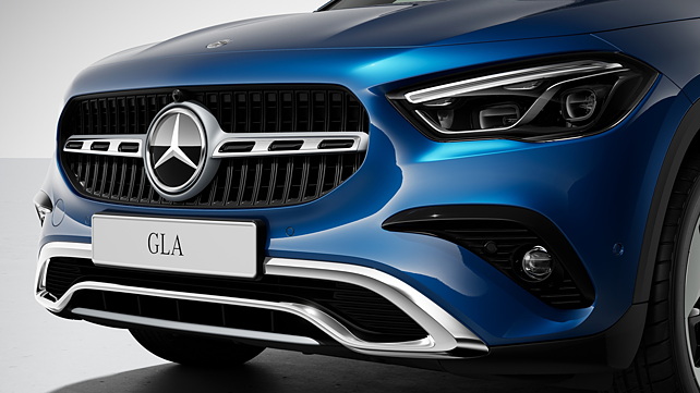 Mercedes-Benz GLA facelift Grille