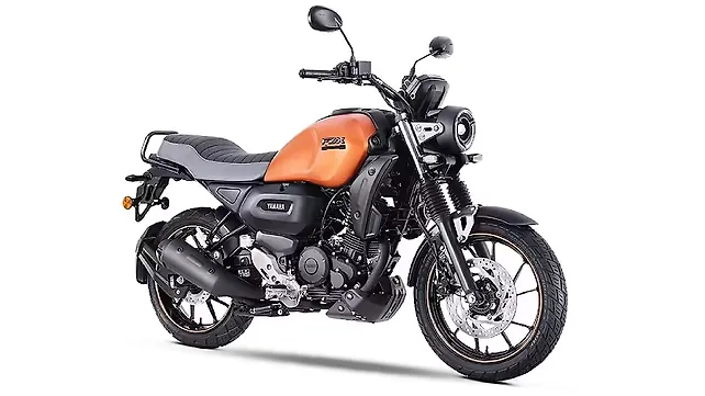 Yamaha FZ X Right Side View Yamaha FZ X Right Side View