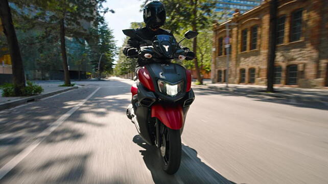 Yamaha Ray ZR 125 Front View