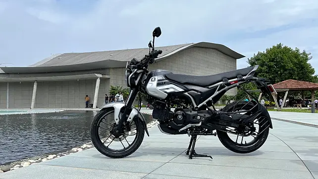 Bajaj Freedom Left Side View Bajaj Freedom Left Side View