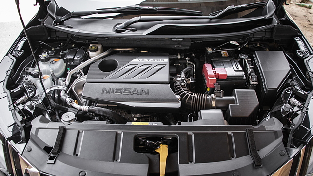 Nissan X-Trail Engine Shot