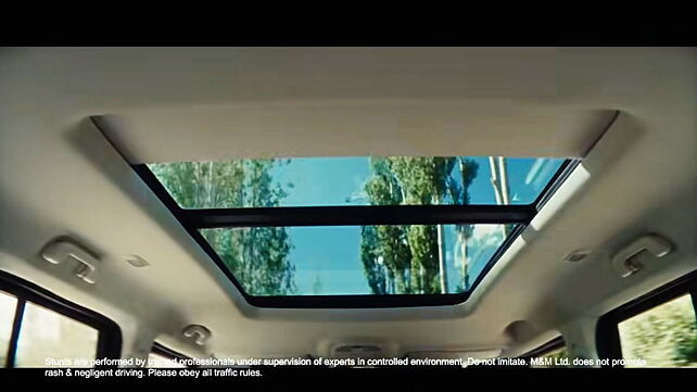 Mahindra Thar Roxx Sunroof/Moonroof