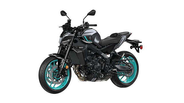 Yamaha MT-09 Left Front Three Quarter