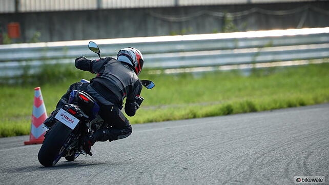 Yamaha MT-09 Right Side View