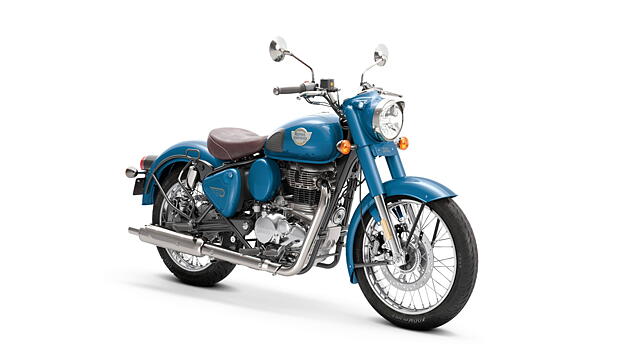 Royal Enfield Classic 350 [2024] Right Front Three Quarter