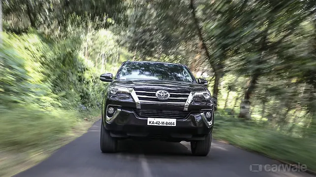 Toyota Fortuner Action 