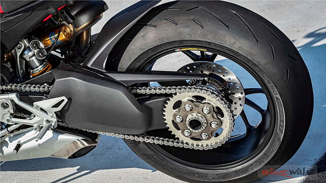 Ducati Streetfighter V4 Rear Wheel & Tyre 