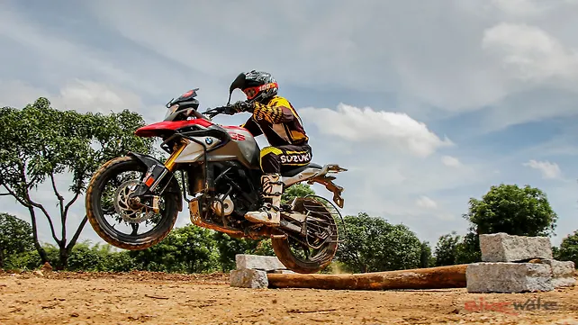 Hero Xpulse 200 Action Hero Xpulse 200 Action