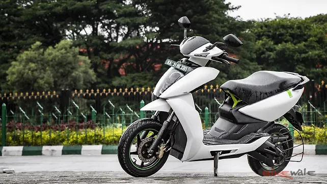 Ather 450 Left Front Three Quarter Ather 450 Left Front Three Quarter