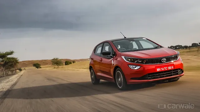 Tata Altroz Action