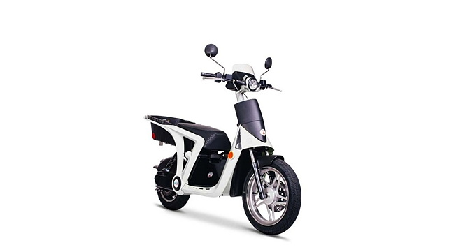 mahindra electric scooty