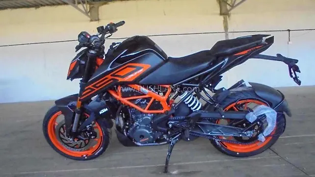 KTM 250 Duke Left Side View KTM 250 Duke Left Side View