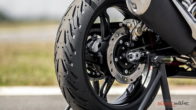 TVS Apache RR310 Wheels-Tyres