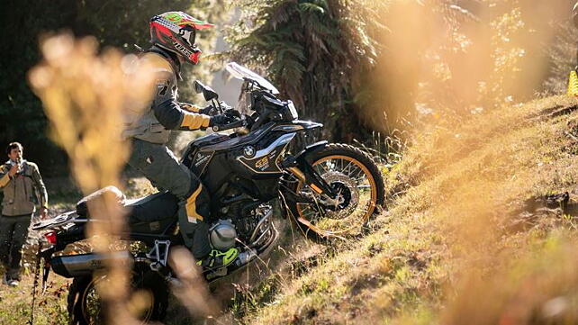 BMW F850 GS Action