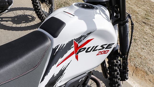 xpulse 200 fuel tank price