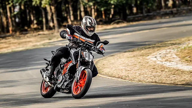 KTM 390 Duke Price - Mileage, Images 