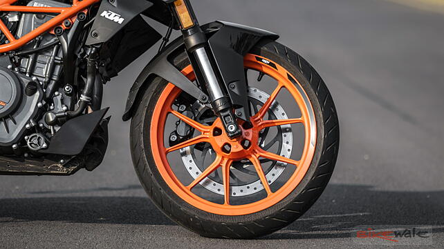 KTM 390 Duke Front Wheel & Tyre