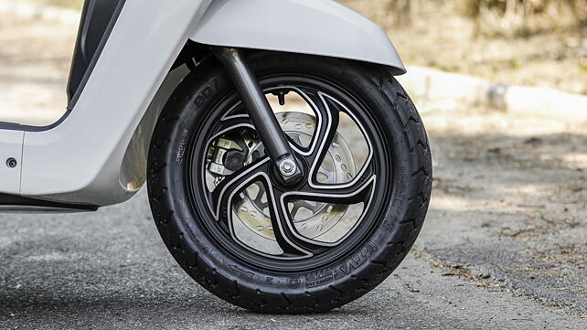 Front Wheel & Tyre