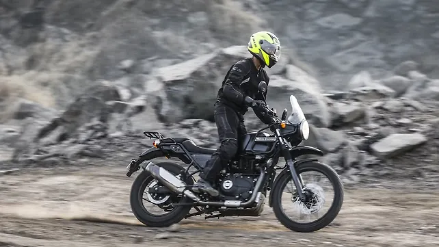 Royal Enfield Classic 350 Action Royal Enfield Classic 350 Action