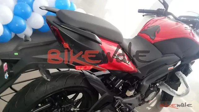 Bajaj Dominar 250 Tail lamp Bajaj Dominar 250 Tail lamp