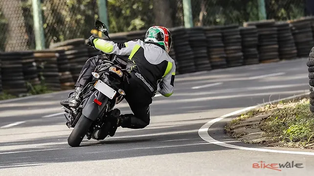 Bajaj Pulsar NS200 Action Bajaj Pulsar NS200 Action
