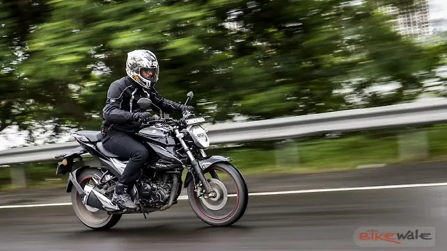 Bajaj Pulsar NS160 Action Bajaj Pulsar NS160 Action