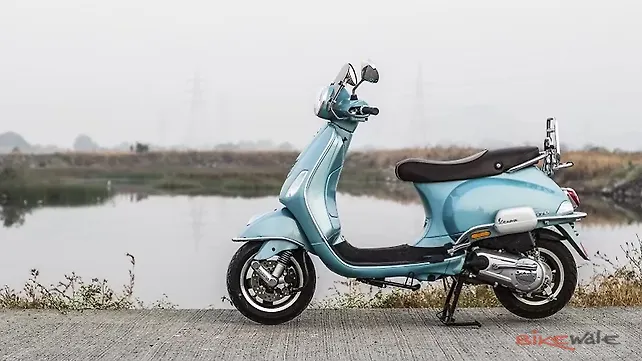 Vespa SXL 125 Left Side View Vespa SXL 125 Left Side View